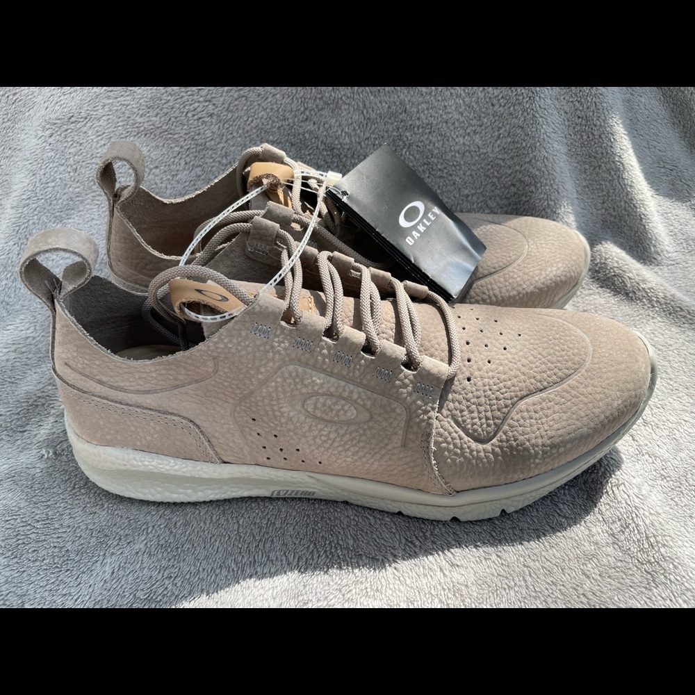 Mens Oakley EV Zero comfort training shoes athletic Gray Size 10.5